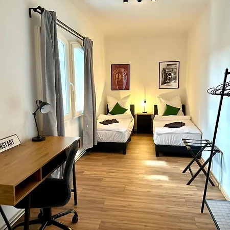 Boutique Im Historischen Bahnhof - & Berlin Postupim