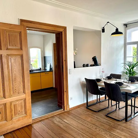 Appartement Boutique Im Historischen Bahnhof - & Berlin *